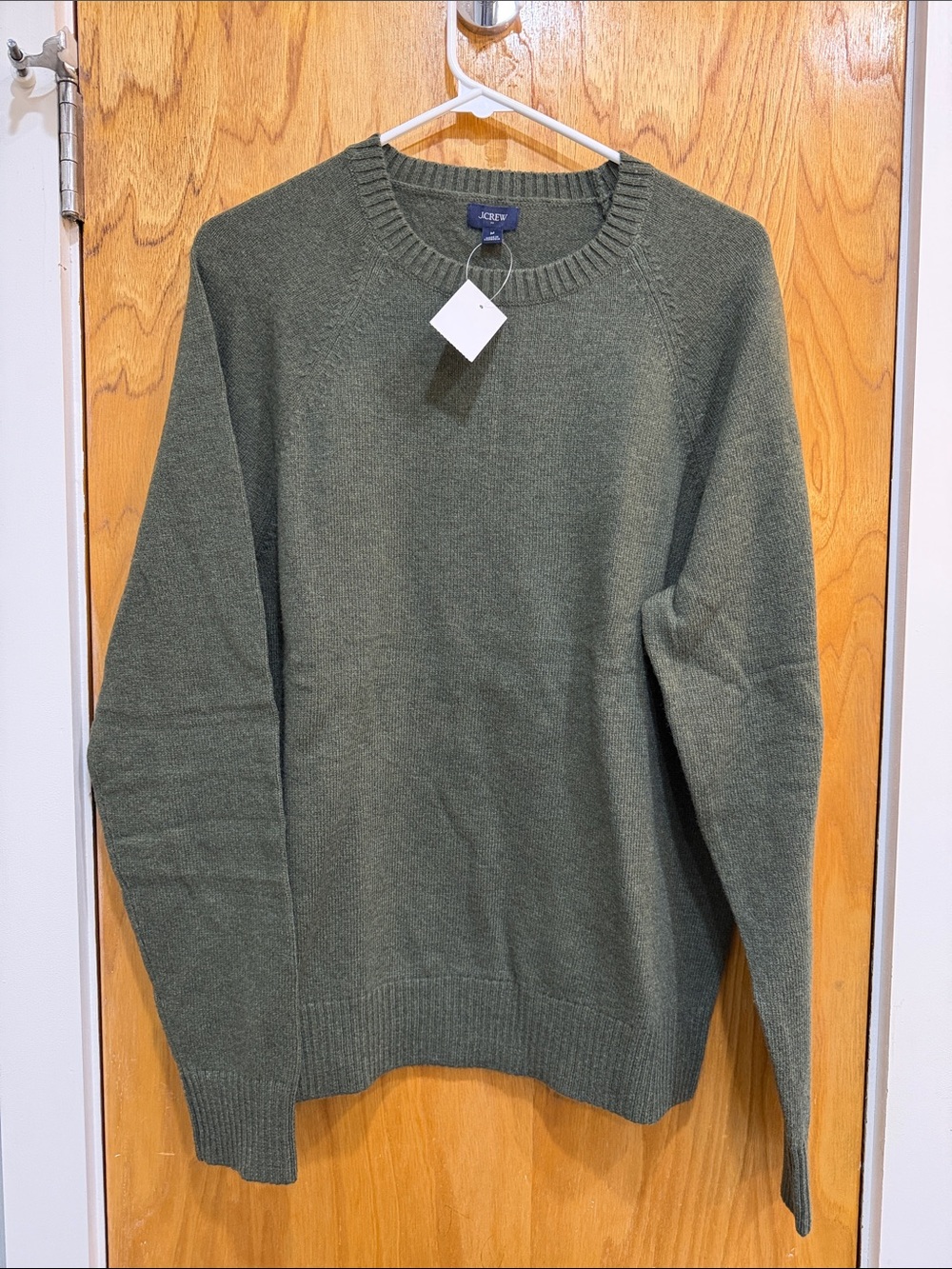 NWT J.Crew Crewneck Sweater – Medium – Olive Green
